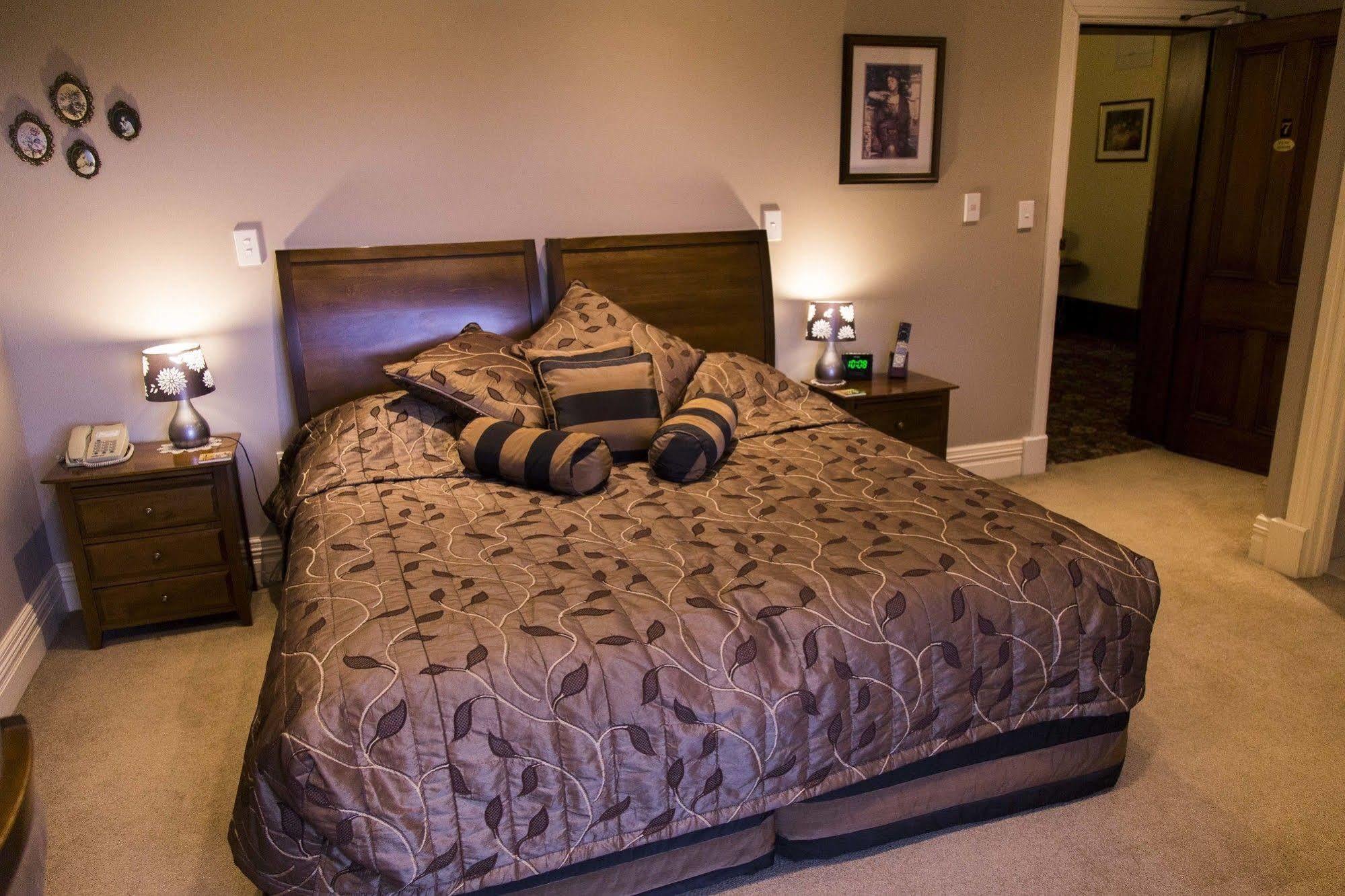 Eliza'S Manor Bed & Breakfast ไครสต์เชิร์ช ภายนอก รูปภาพ
