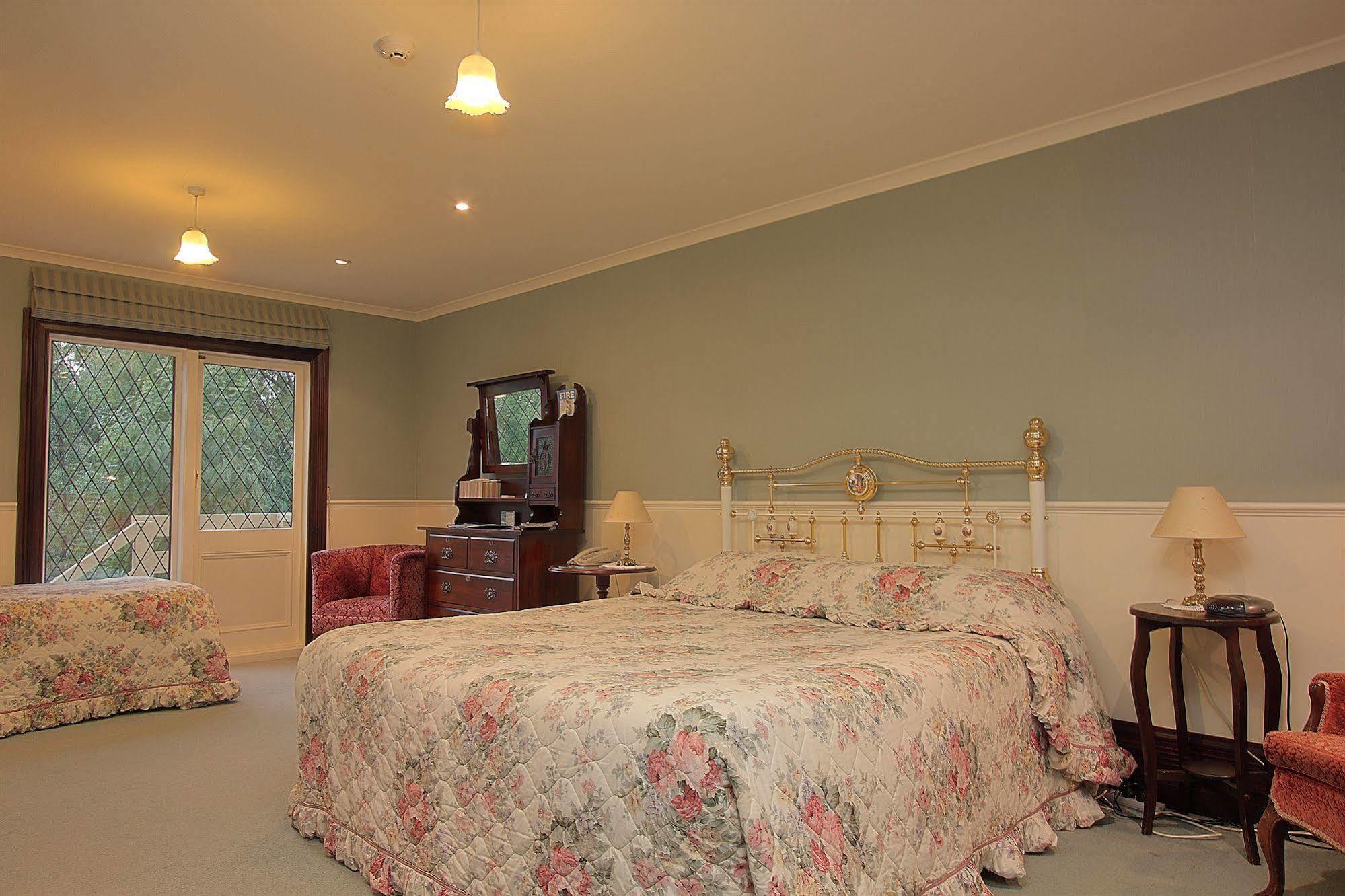 Eliza'S Manor Bed & Breakfast ไครสต์เชิร์ช ภายนอก รูปภาพ